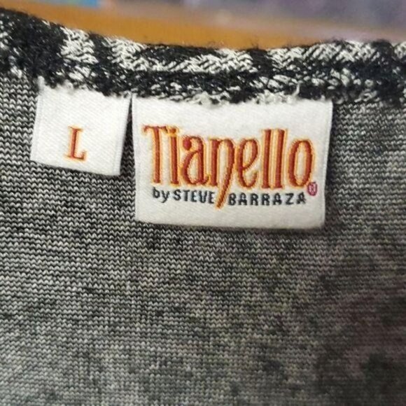 Steve Barraza Tianello Round‎ Neck Long Sleeve Geometric Sz. L Tunic Top - Picture 2 of 7